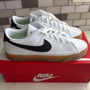 Women’s Nike Sneakers